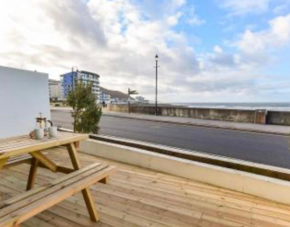 Westward Ho! Beachfront Luxury For 2 Extérieur photo